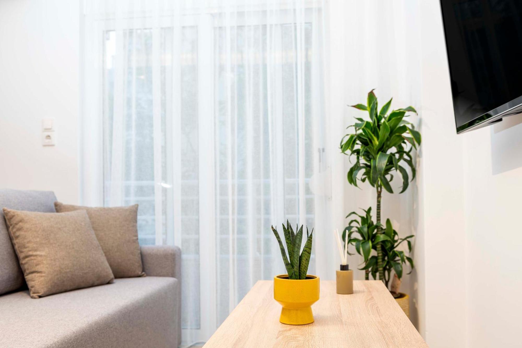 Kyma 4 - 5 Min To Apartment